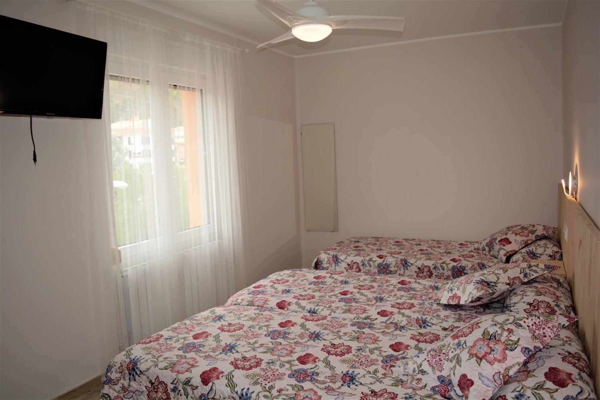 B&B Los Llanos Estella Pokoj fotografie